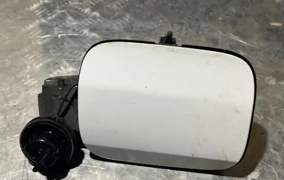 Peugeot 308 Fuel tank cap 9817504180