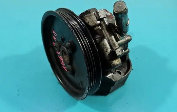 BMW 1 E81 E87 Power steering pump 7692974546 IMPRK1560911