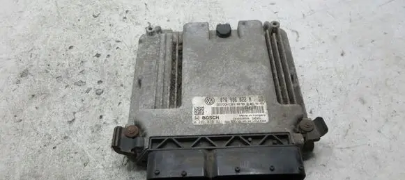 Volkswagen Touareg I Engine control unit/module 076906022N