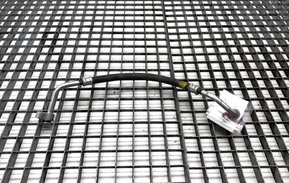 Toyota Yaris Air conditioning (A/C) pipe/hose 