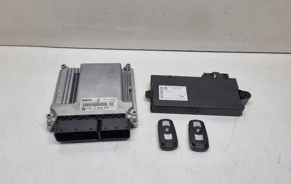 BMW 5 E60 E61 Engine ECU kit and lock set 7810950 61359147217