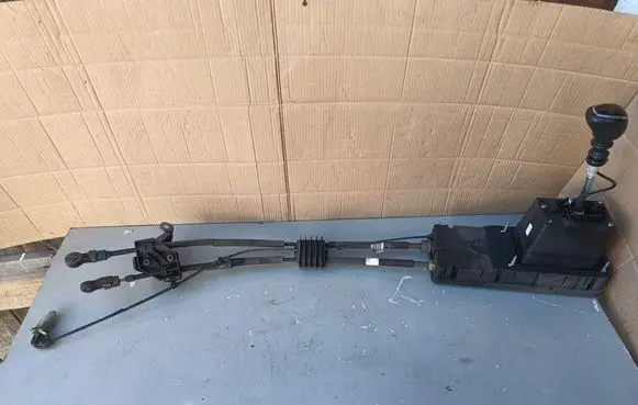 Opel Grandland X Gear selector/shifter in gearbox 9825223280