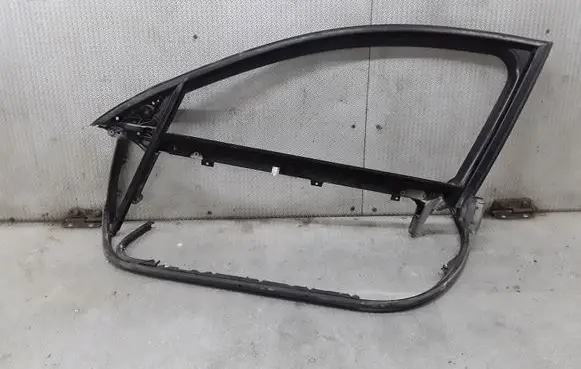 Audi A6 S6 C6 4F Front door window/glass frame 4F0867381C