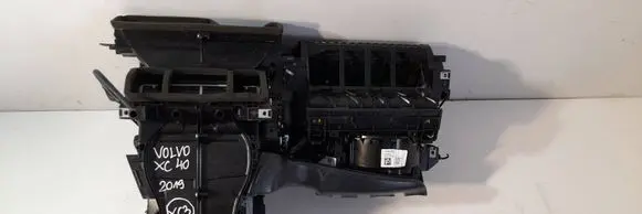 Volvo XC40 Interior heater climate box assembly 32130489