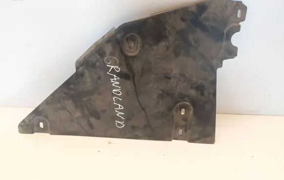Opel Grandland X Rear bumper underbody cover/under tray 982440838000