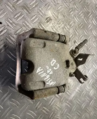 Opel Insignia A Rear brake caliper