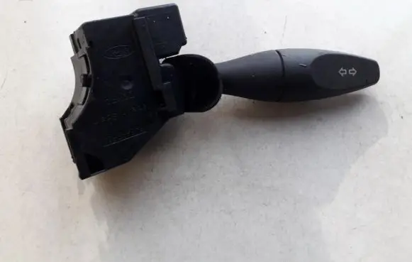 Ford Mondeo Mk III Indicator stalk 1s7t13335ad