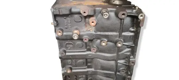 Seat Leon (5F) Engine block 06F203021D