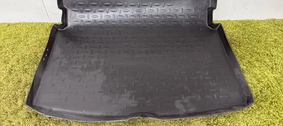Toyota Auris E180 Rubber trunk/boot mat liner 11525552111