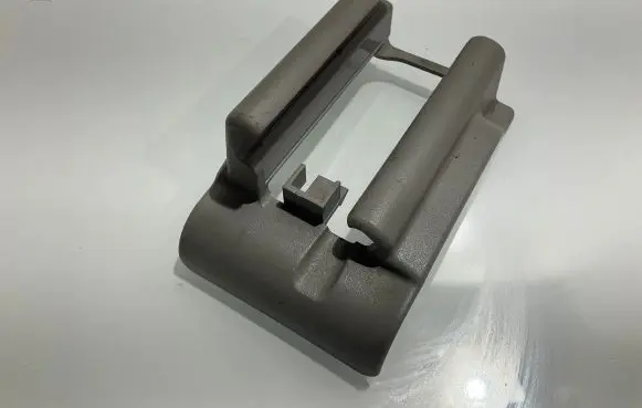 Mercedes-Benz E W211 Front passenger seat rail trim 2119190620 70040002 A2119190620