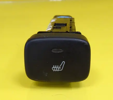 Chevrolet Evanda Seat heating switch