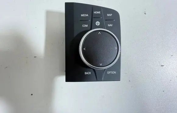 BMW 4 G22 G23 G24 G26 Head unit multimedia control 5A371B2 5B6B583