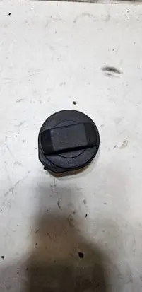 Volkswagen Touran I Fuel tank filler cap 1J0201553C