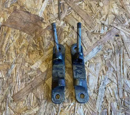 Mercedes-Benz S W126 Rear door hinge set 