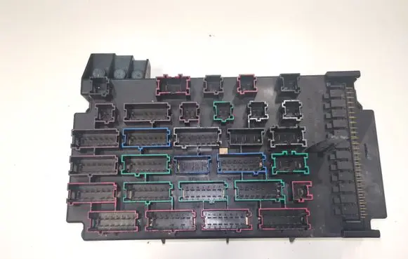 Mercedes-Benz ML W163 Fuse module 1635450005 08200100