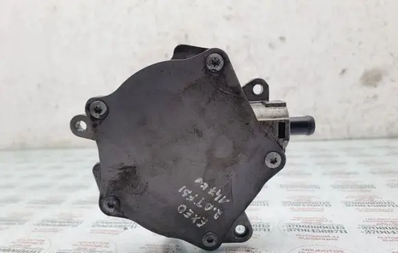 Vacuum pump