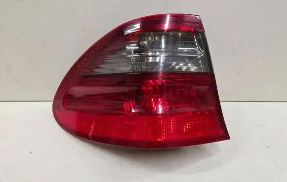 Mercedes-Benz E W211 Rear/tail lights A2118202764
