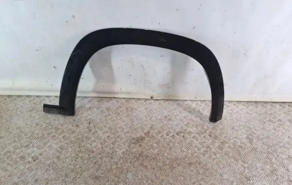 BMW XM Front arch trim 51779450914 9450914 11867210