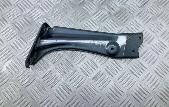 Skoda Octavia Mk3 (5E) Fender mounting bracket 5E0821141A