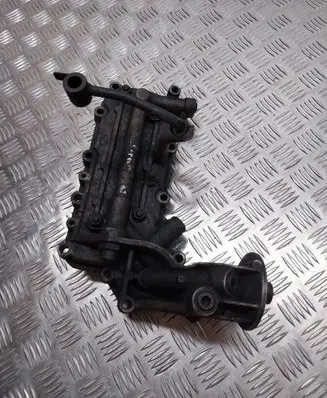 KIA Sorento Oil filter mounting bracket