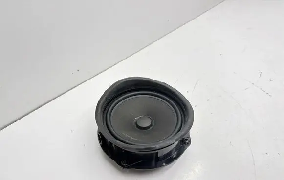 Skoda Octavia Mk3 (5E) Front door speaker 5E0035411J 2329 T094N015