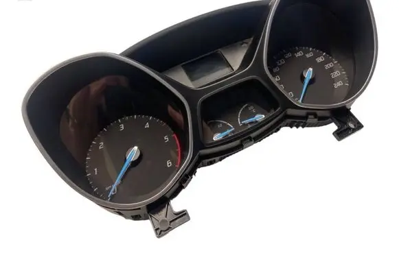 Ford Focus Speedometer (instrument cluster) BM5T10849CN BM5T14C226AC BM5T14C026AP