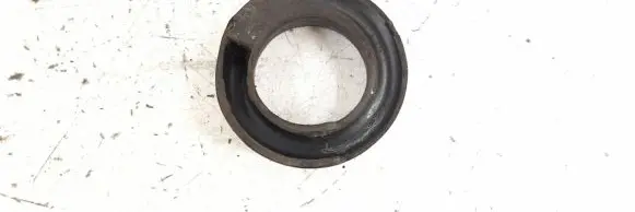 Mercedes-Benz C W204 Coil spring/strut mount 2103250284 A2103250284