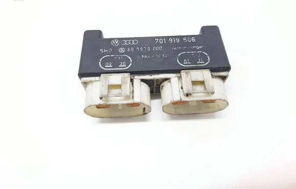 Volkswagen Transporter - Caravelle T4 Coolant fan relay 701919506 899978000