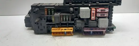 Mercedes-Benz E W212 SAM control unit A2129003702 2129003702