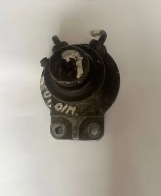 Mitsubishi L200 Fuel filter housing J1336006