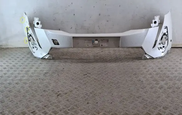 Peugeot 3008 II Front bumper 9836768577