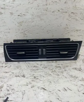 Audi A5 Sportback 8TA Dash center air vent grill 8T2820951E A0098790