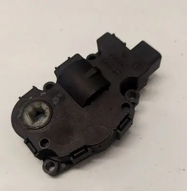 Mercedes-Benz B W245 Air flap motor/actuator 410475520