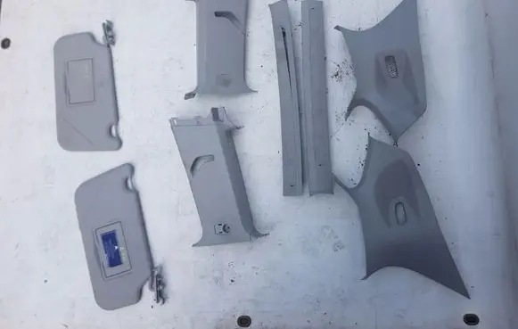 Ford Fiesta (B) pillar trim (top)