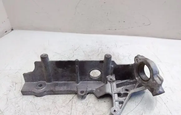 Mercedes-Benz GLA W156 X156 Other engine part A6511420200