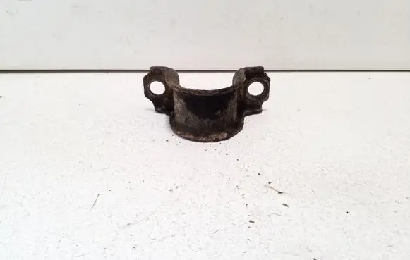 Suzuki Grand Vitara II Sway bar bush bracket, front 