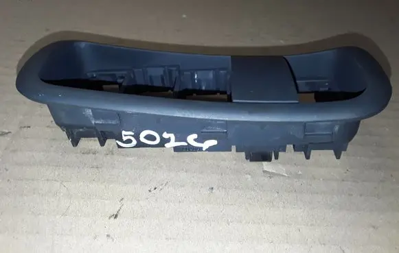 Hyundai Sonata Panel trim NOCODE