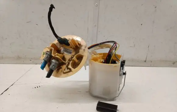 Mercedes-Benz CLA C118 X118 In-tank fuel pump A2474703003