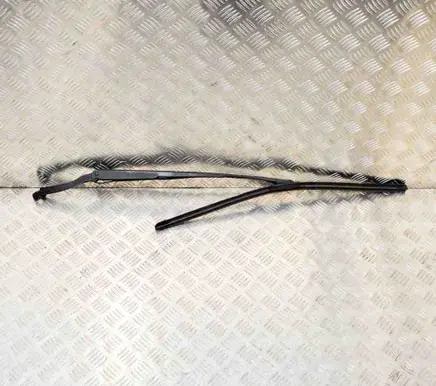 Maserati Quattroporte Windshield/front glass wiper blade 670007562