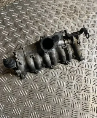 Audi A4 S4 B7 8E 8H Intake manifold 03G129713H