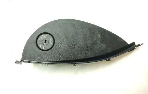 BMW 3 E92 E93 Dashboard side end trim 7123733