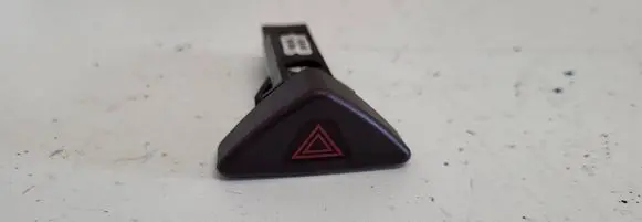 Volvo V70 Hazard light switch 9441045 04W314