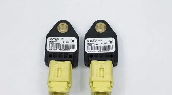 Hyundai i30 Airbag deployment crash/impact sensor 95920A600 ZAXIS