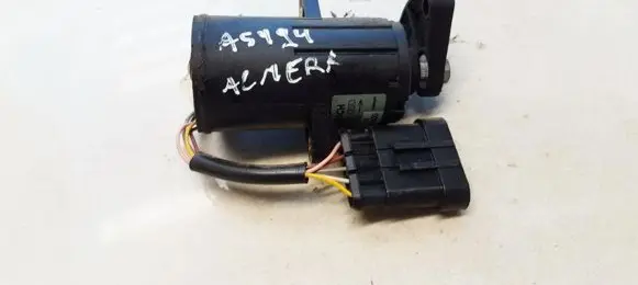 Accelerator throttle pedal