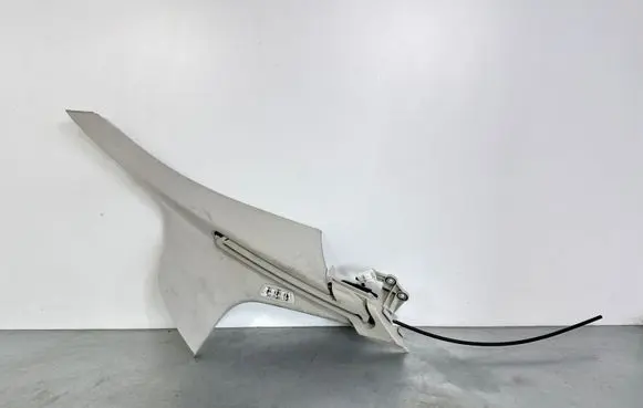 Mercedes-Benz C W205 (D)pillar trim (top) A2056902701