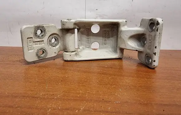 Mercedes-Benz Sprinter W906 Loading door lower hinge A9067400637