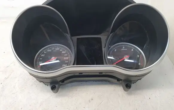 Mercedes-Benz C W205 Speedometer (instrument cluster) A2059000016 ZGS001Q01T