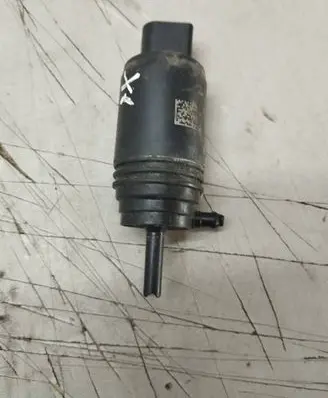 BMW X1 E84 Windscreen/windshield washer pump 7345844 20150529F 23557610