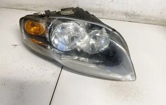 Audi A4 S4 B7 8E 8H Headlight/headlamp 8E0941004AJ 0301219202