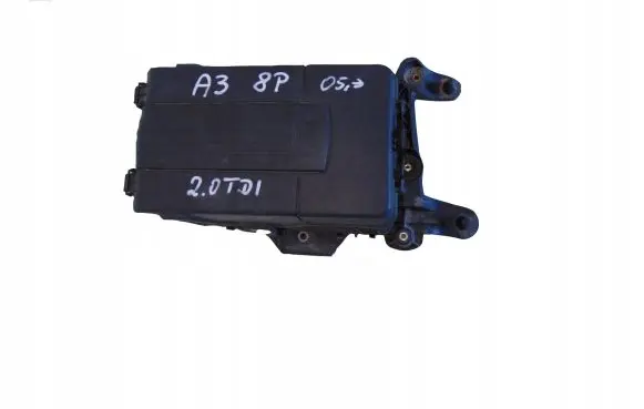 Audi A3 S3 8P Battery tray 1K0915333C